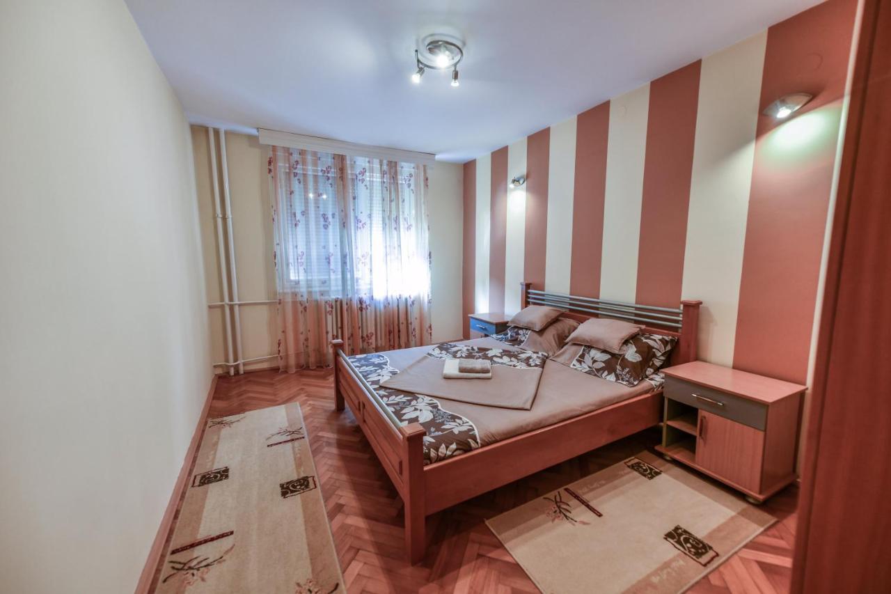 Lux Apartman Cvetkovic Apartment Kraljevo Exterior foto